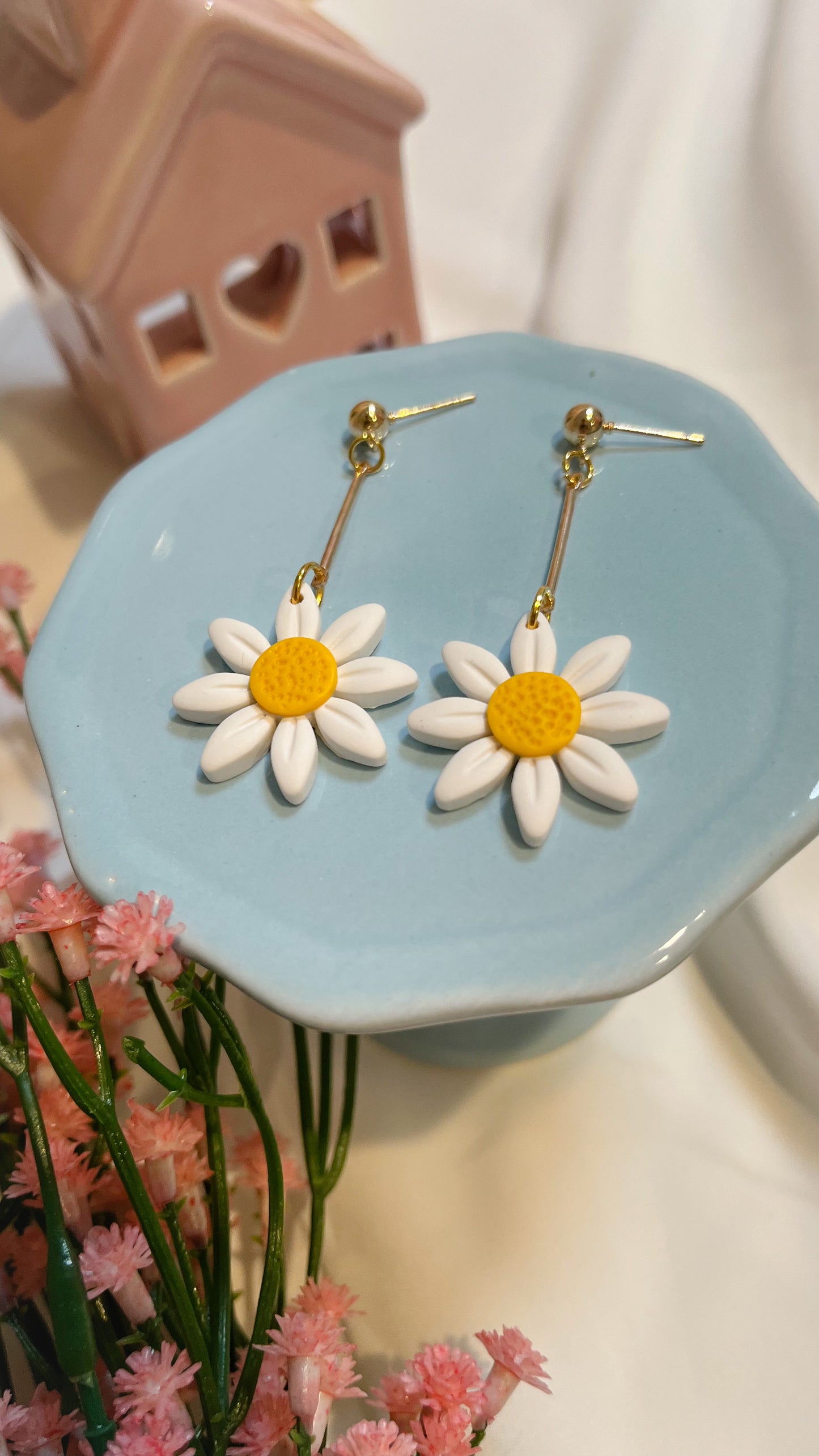 Daisy Dangles