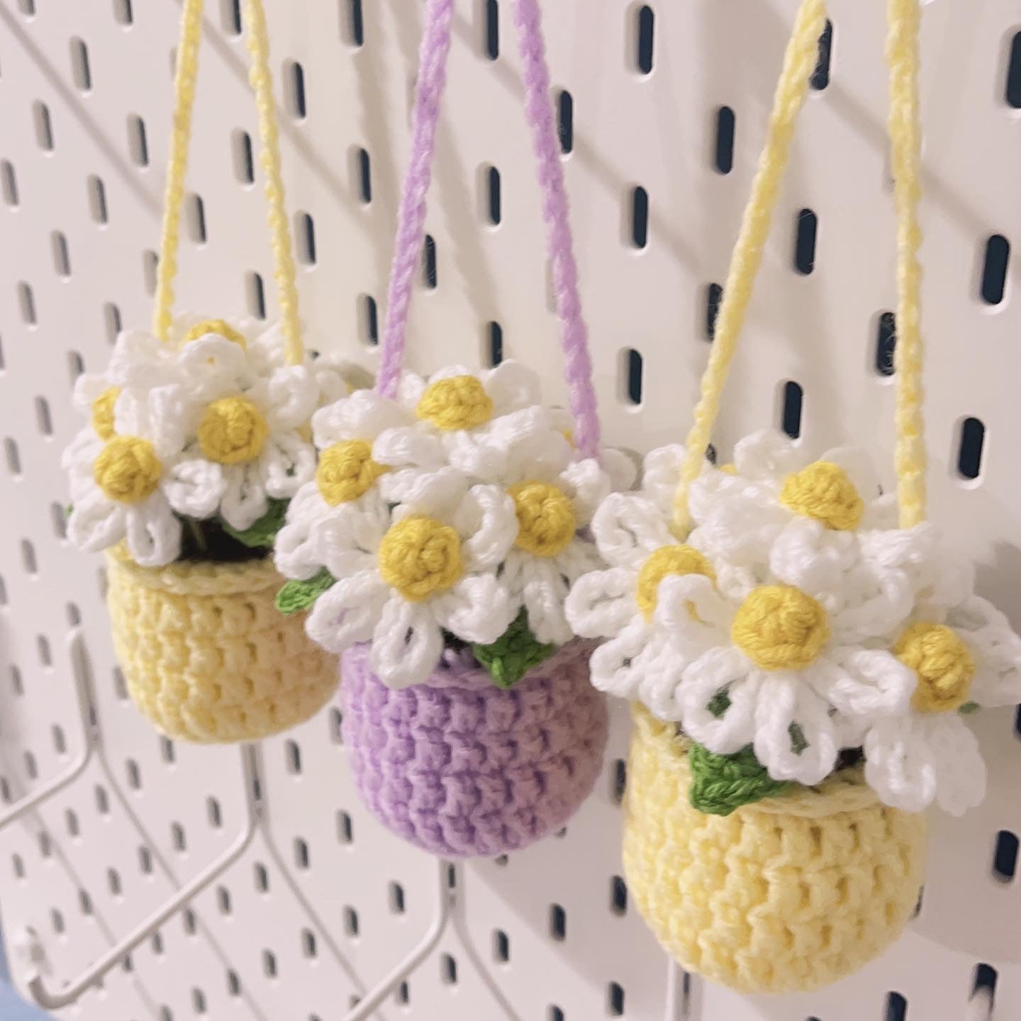 Daisy Pot Hanging Plant | Car Ornament